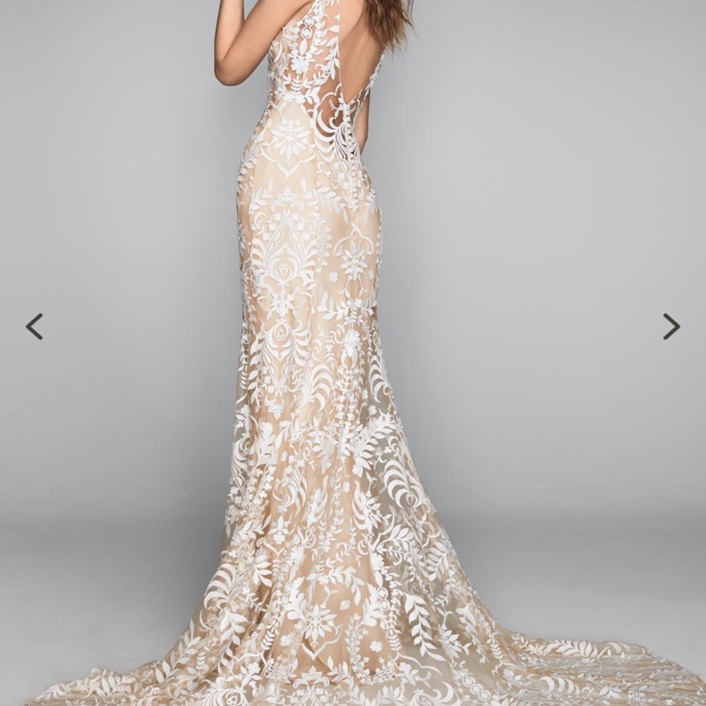 Willowby by Waters Corella Wedding Gown - Picture 2 of 8